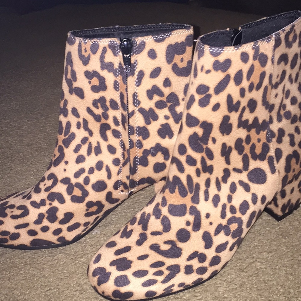 Ankle booties
